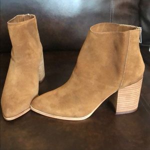Steve Madden Jamesie suede booties size 5
